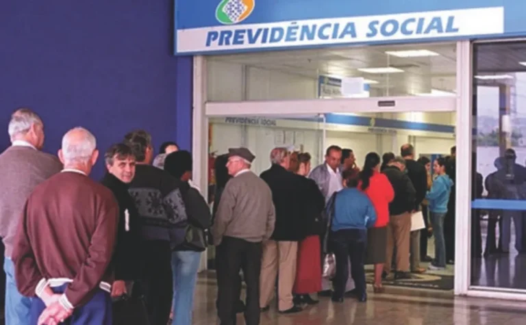 Auxilio-doenca-sem-pericia-volta-a-valer-por-ate-60028653501202512301256-7