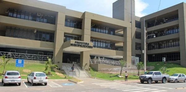 fachada-da-prefeitura-de-viana-623443-article
