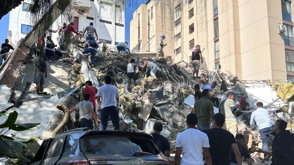 2026-08-10T184149Z_1_LYNXMPEM791D9_RTROPTP_4_COLOMBIA-QUAKE_d1af3f-e1786397779441
