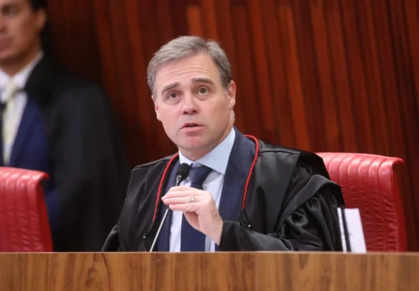 ministro-andre-mendonca-tse